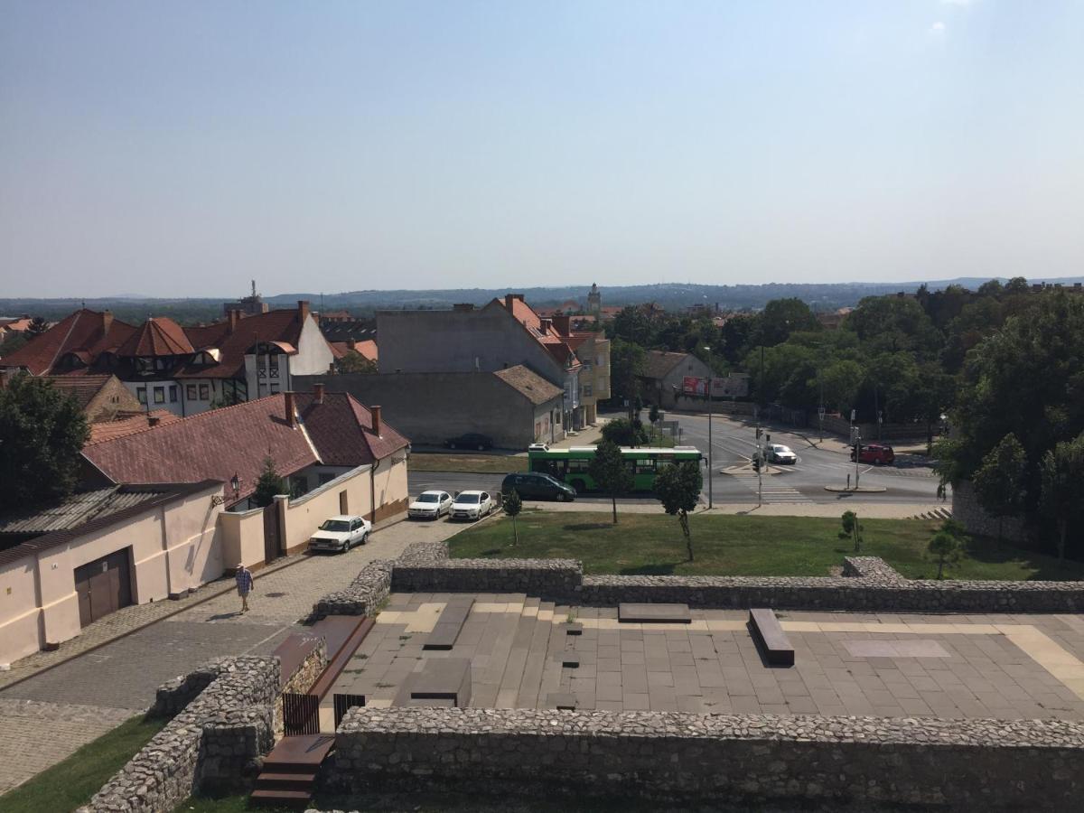 City Hotel Agoston Pécs Eksteriør billede