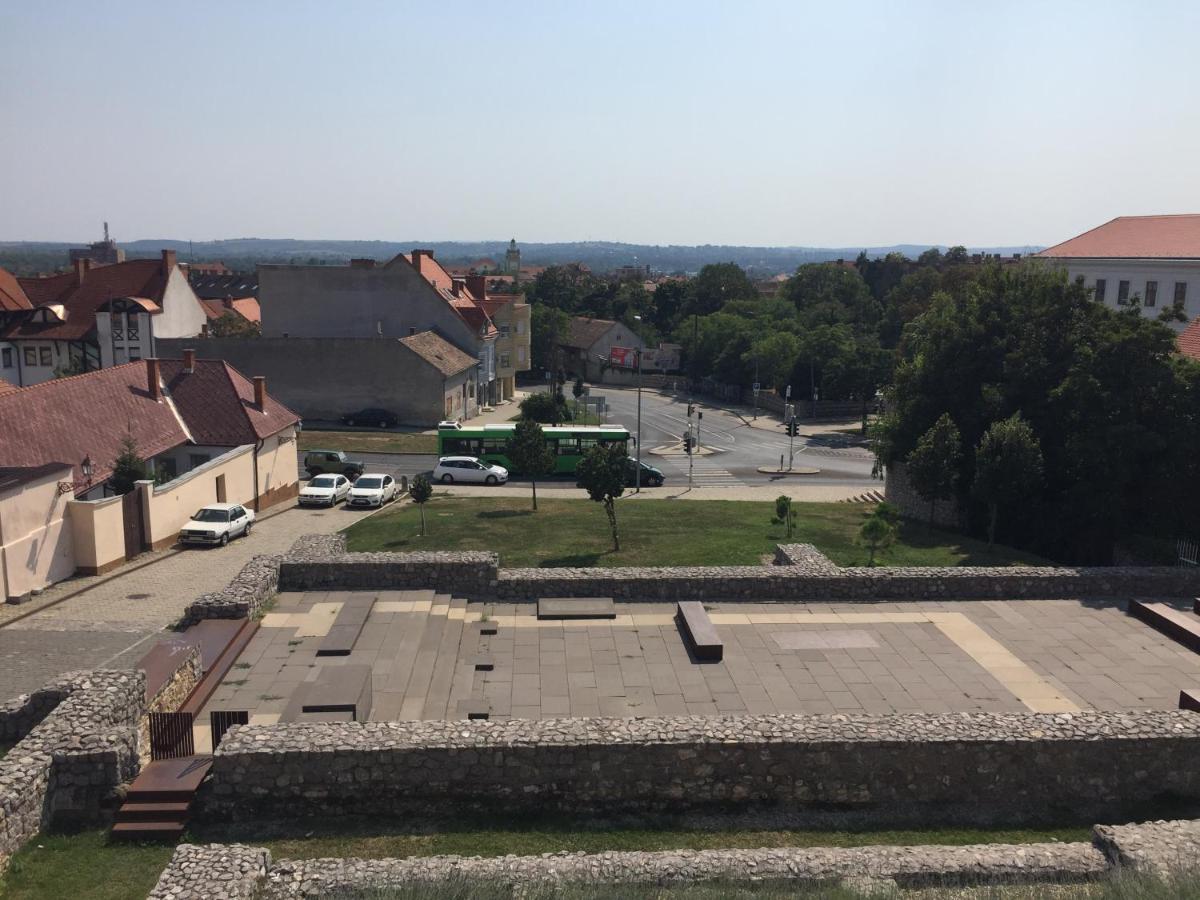 City Hotel Agoston Pécs Eksteriør billede